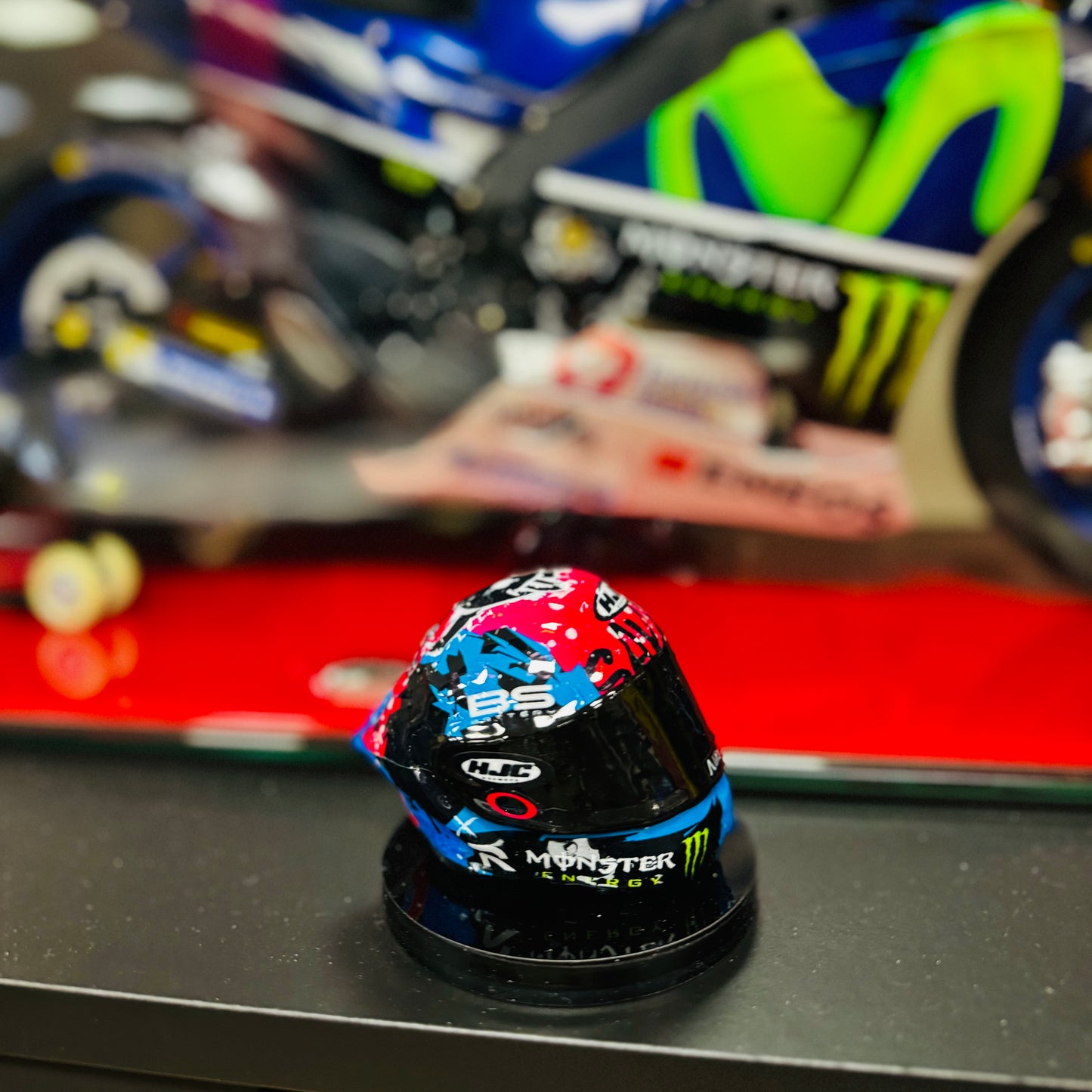 Cascos MotoGP 6cm